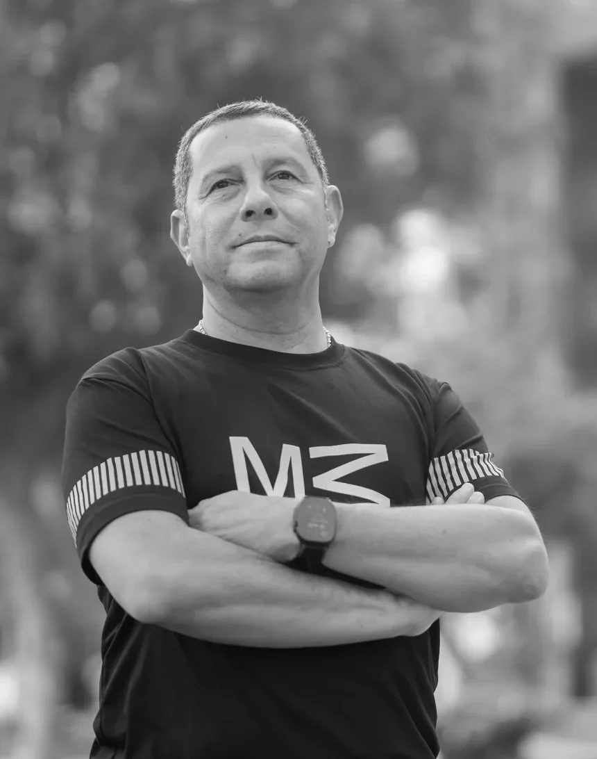 JAVIER SALINAS - Director Nacional